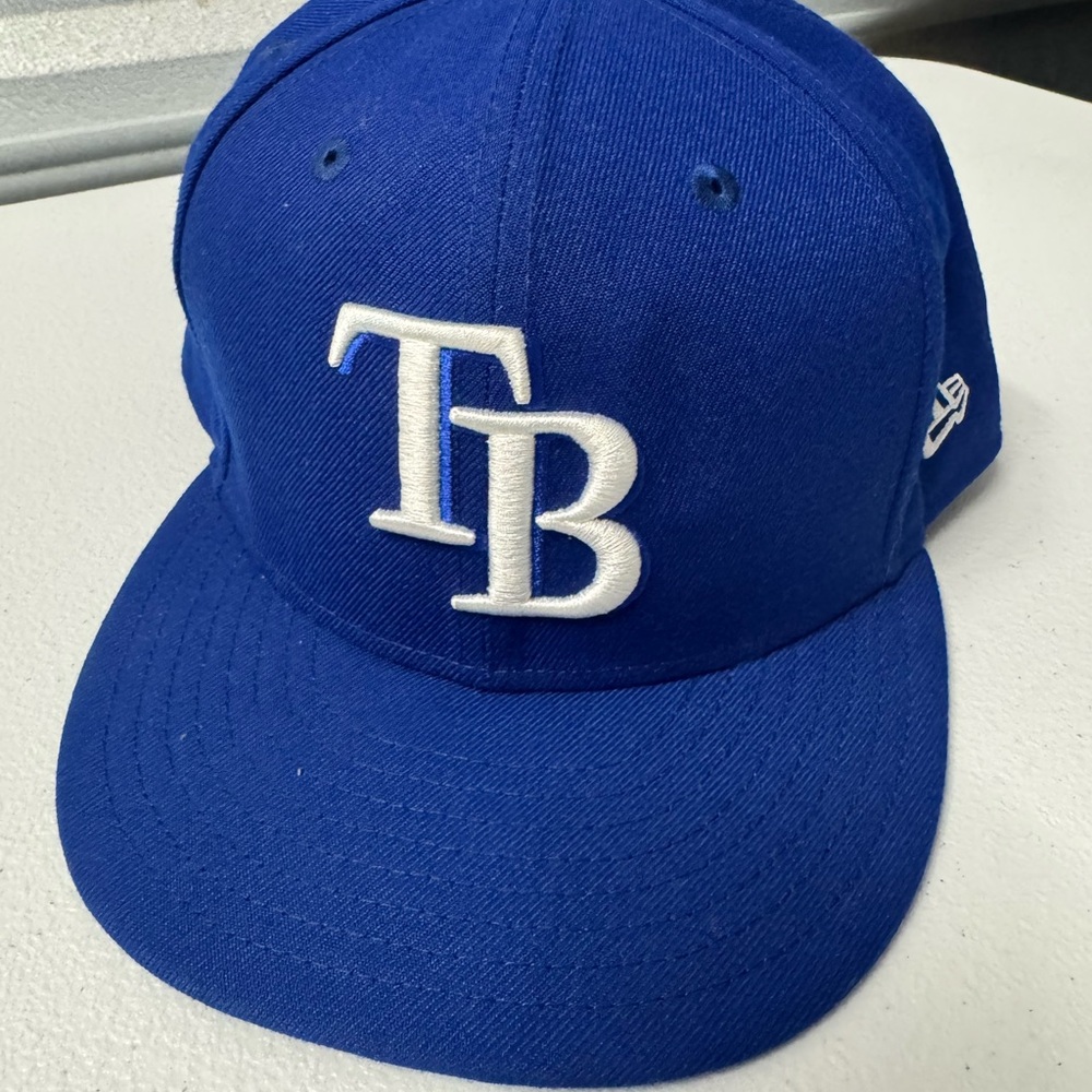 Clean New Era 59Fifty Royal Blue with Tampa Bay Rays Embroidery Logo